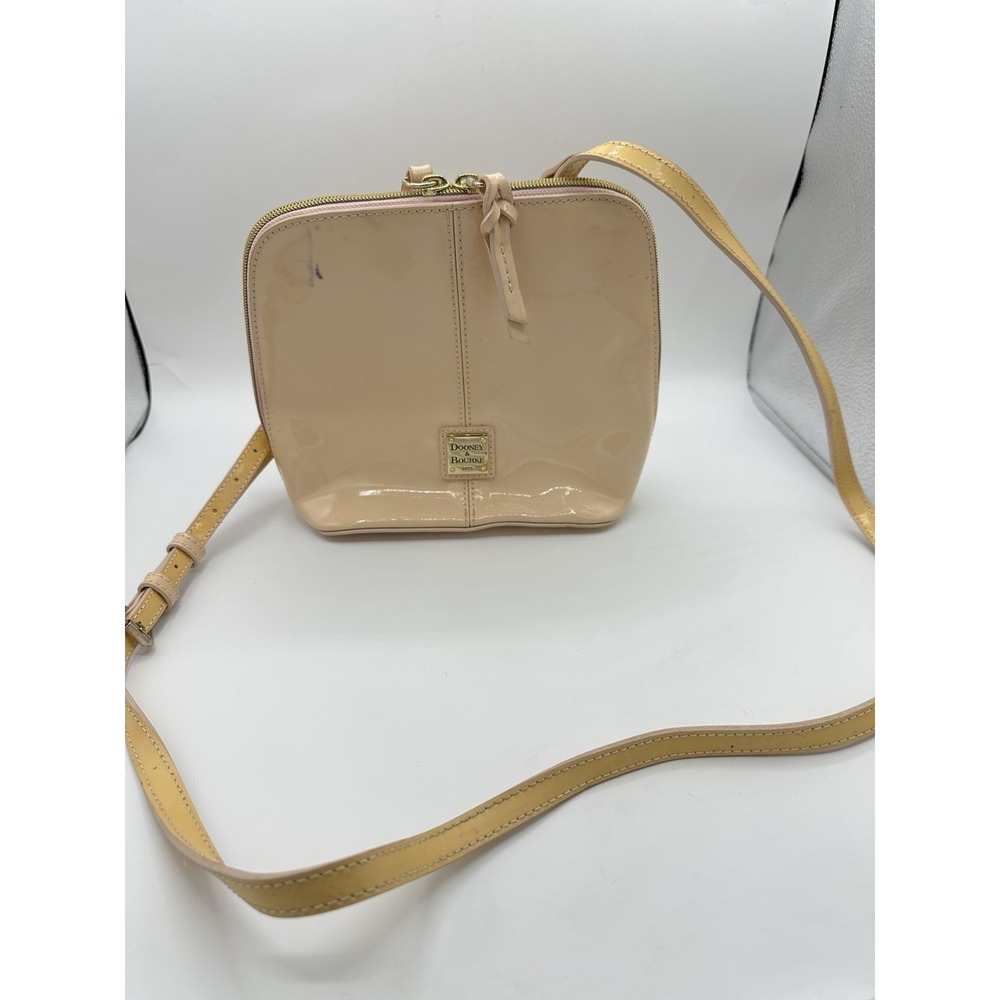 Dooney & Bourke Trixie Crossbody Bag Beige Patent Leather Gold Hardware